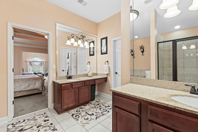 4245 Victoria Way, Lexington, KY 40515