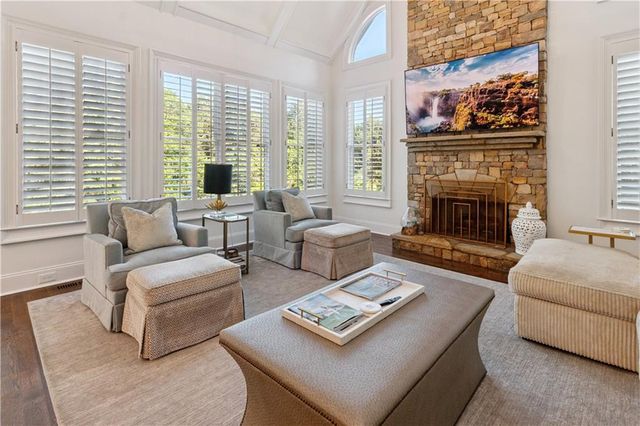 5797 Allee Way, Braselton, GA 30517