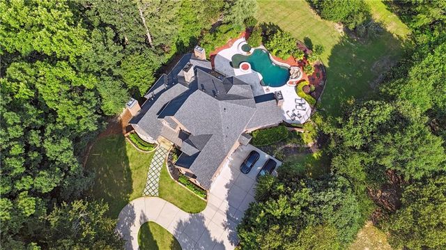 5797 Allee Way, Braselton, GA 30517