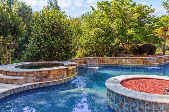 5797 Allee Way, Braselton, GA 30517