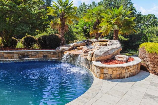 5797 Allee Way, Braselton, GA 30517