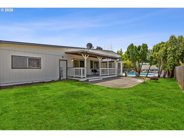 1021 Ne 195TH Ave, Portland, OR 97230