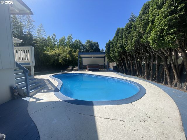 1021 Ne 195TH Ave, Portland, OR 97230