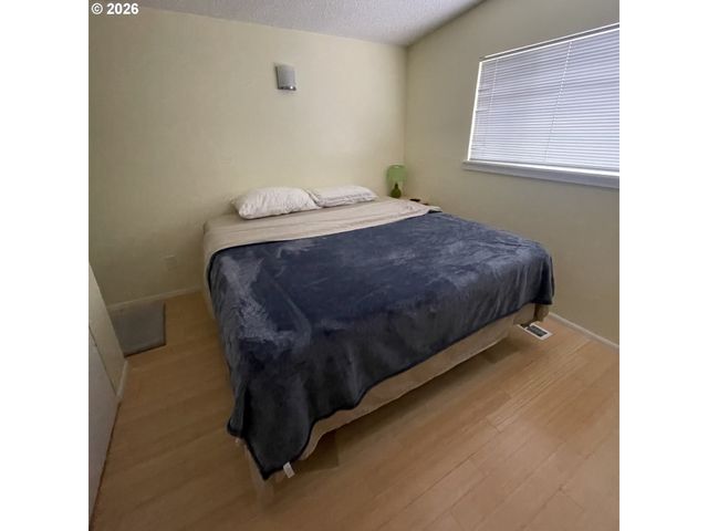 1021 Ne 195TH Ave, Portland, OR 97230
