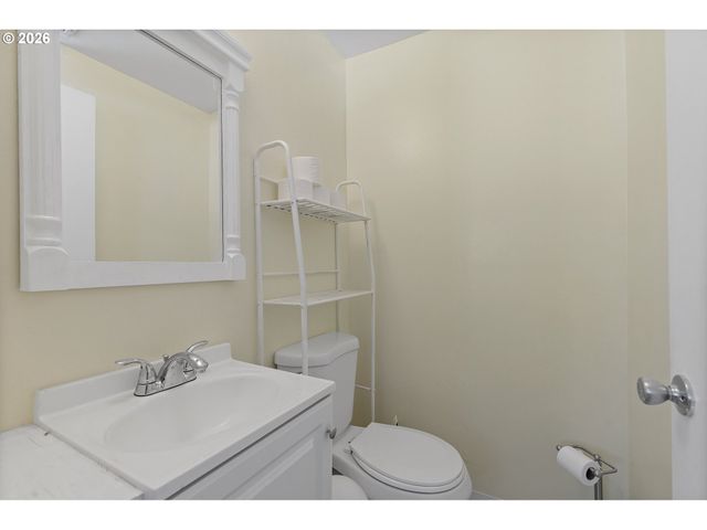 1021 Ne 195TH Ave, Portland, OR 97230
