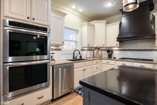 598 County Road 304, Jonesboro, AR 72401