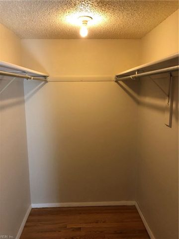 900 Colley Ave Apt 1, Norfolk, VA 23507