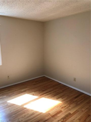 900 Colley Ave Apt 1, Norfolk, VA 23507