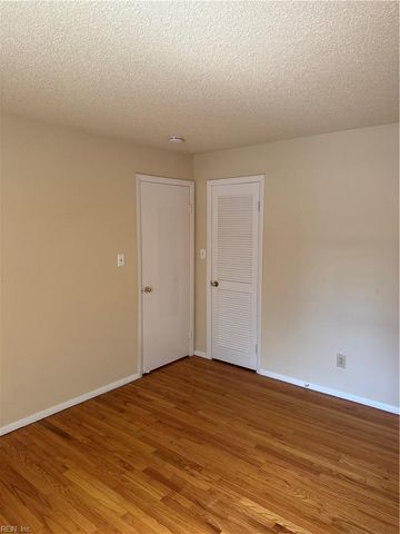900 Colley Ave Apt 1, Norfolk, VA 23507