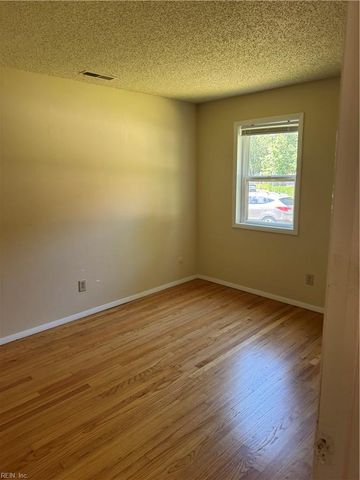 900 Colley Ave Apt 1, Norfolk, VA 23507