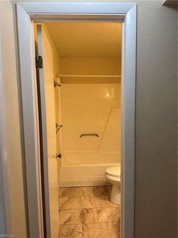 900 Colley Ave Apt 1, Norfolk, VA 23507
