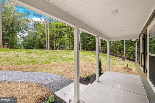 8339 KENNEDY DR, King George, VA 22485