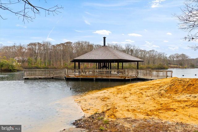 8339 KENNEDY DR, King George, VA 22485