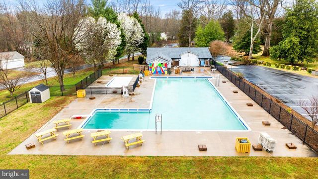 8339 KENNEDY DR, King George, VA 22485