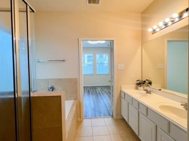14706 Branchwest Drive, Houston, TX 77082