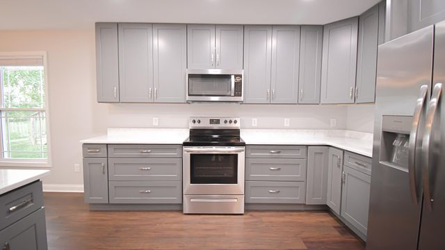 1009 Silver Leaf Drive, Lawrenceburg, KY 40342