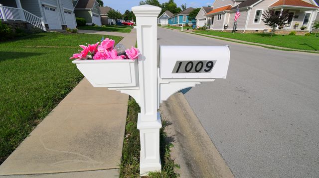 1009 Silver Leaf Drive, Lawrenceburg, KY 40342