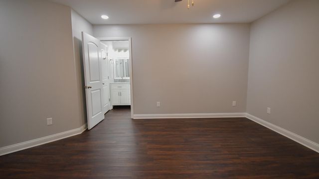 1009 Silver Leaf Drive, Lawrenceburg, KY 40342