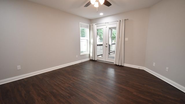 1009 Silver Leaf Drive, Lawrenceburg, KY 40342
