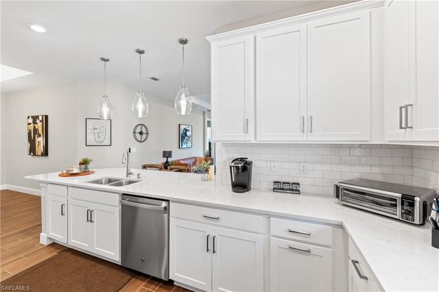 15197 Sacile ST, Naples, FL 34114