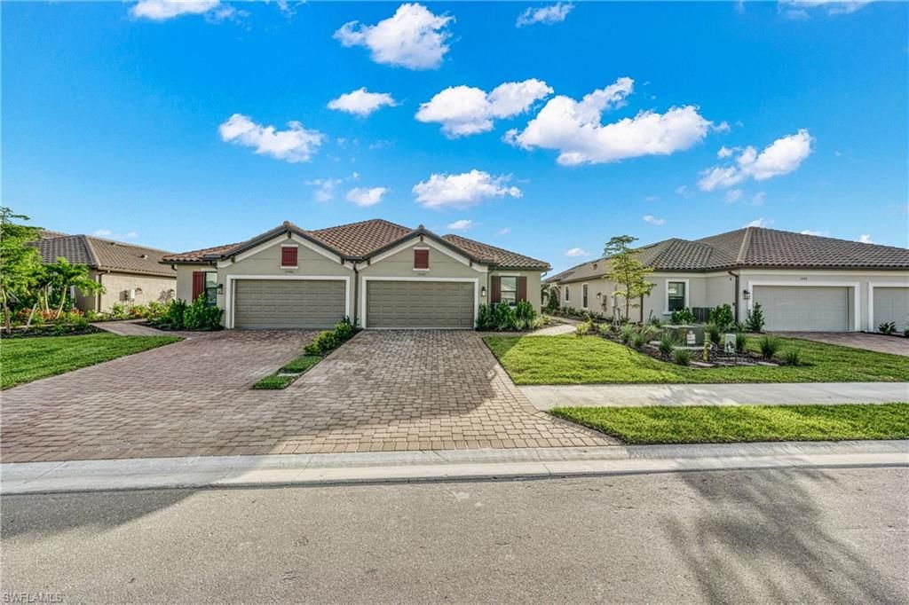 15197 Sacile ST, Naples, FL 34114