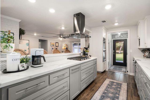 9907 Ironwood Lane, Fairchilds, TX 77469