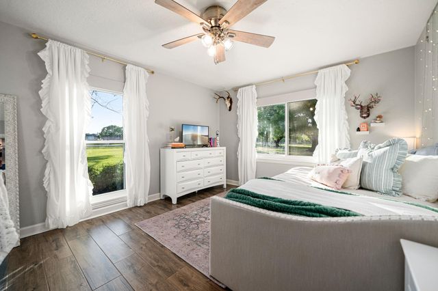 9907 Ironwood Lane, Fairchilds, TX 77469