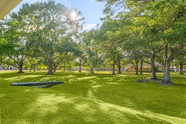 9907 Ironwood Lane, Fairchilds, TX 77469