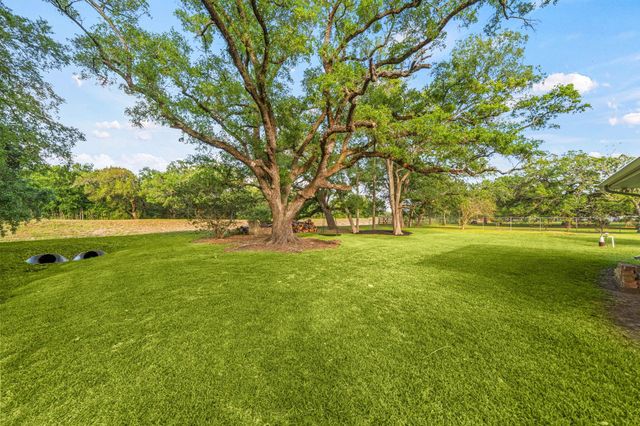 9907 Ironwood Lane, Fairchilds, TX 77469
