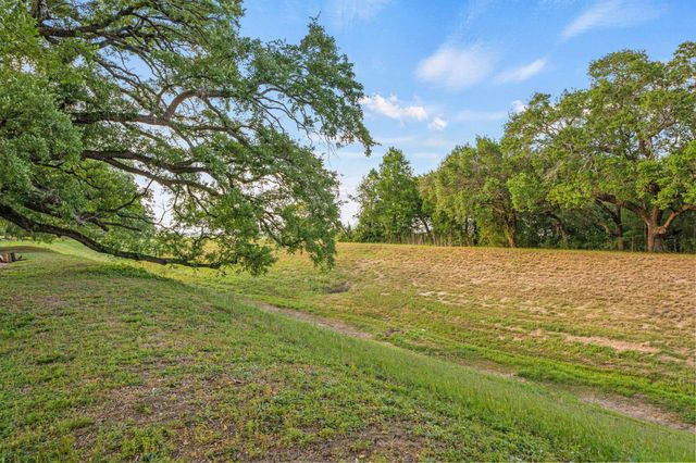 9907 Ironwood Lane, Fairchilds, TX 77469