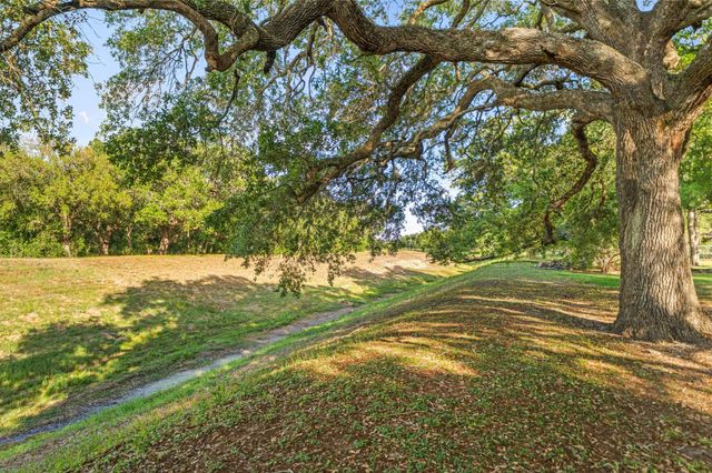 9907 Ironwood Lane, Fairchilds, TX 77469