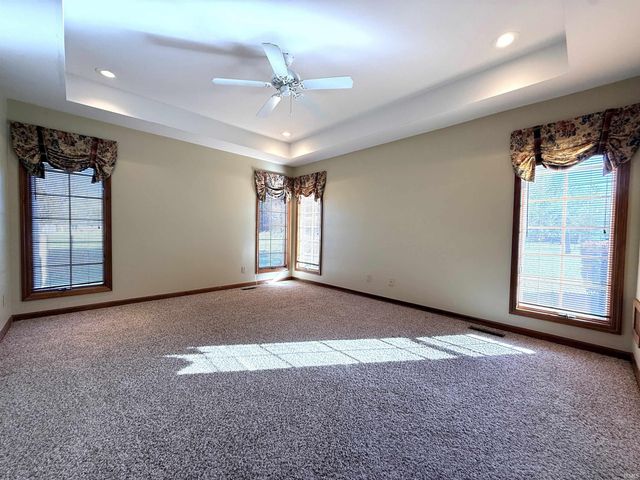 97 N Sugar Cliff Drive, Crawfordsville, IN 47933