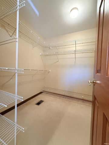 97 N Sugar Cliff Drive, Crawfordsville, IN 47933