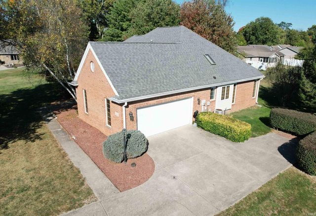 97 N Sugar Cliff Drive, Crawfordsville, IN 47933