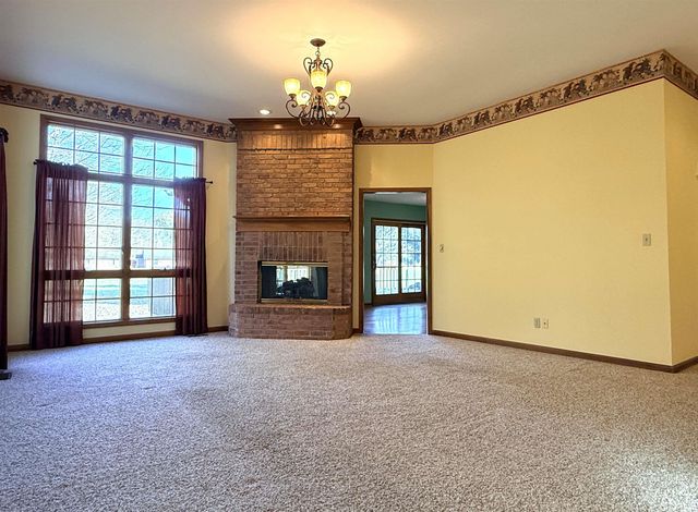 97 N Sugar Cliff Drive, Crawfordsville, IN 47933