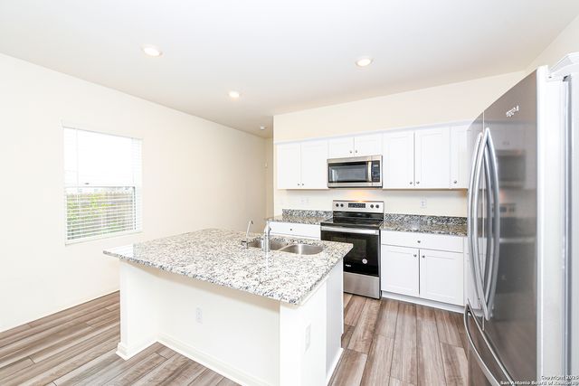 7503 Bison, San Antonio, TX 78253