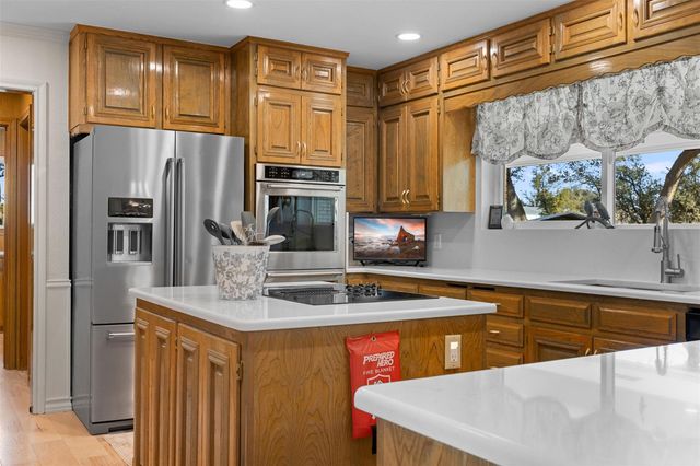 197 Live Oak Cemetery RD, Killeen, TX 76542