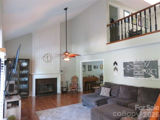 1843 Tanfield Drive, Matthews, NC 28105