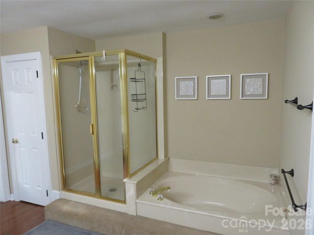 1843 Tanfield Drive, Matthews, NC 28105