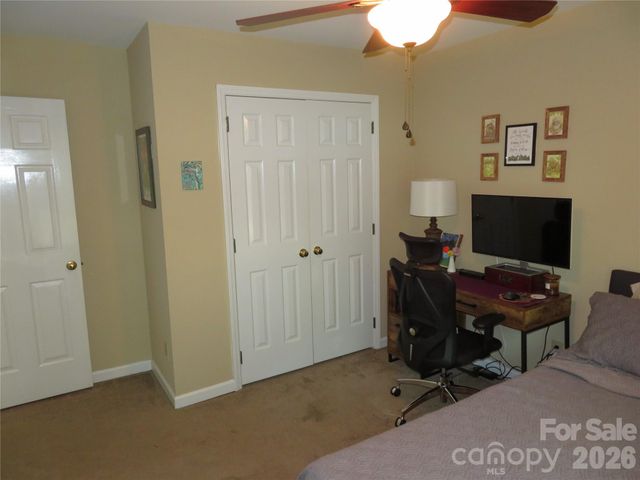1843 Tanfield Drive, Matthews, NC 28105