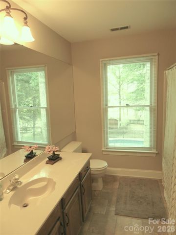 1843 Tanfield Drive, Matthews, NC 28105