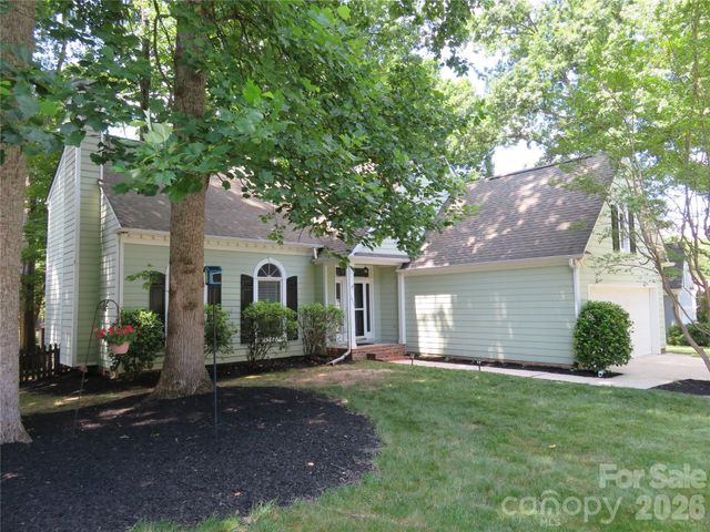 1843 Tanfield Drive, Matthews, NC 28105