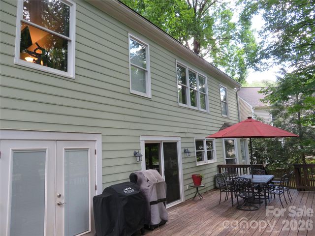 1843 Tanfield Drive, Matthews, NC 28105