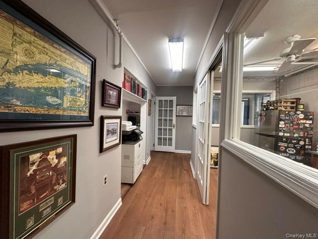 424 New York Avenue, Huntington, NY 11743 — photo 5
