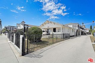 837 W 85th Street, Los Angeles, CA 90044