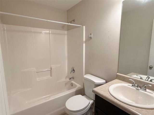 559 Joneus Drive, Mcdonough, GA 30252