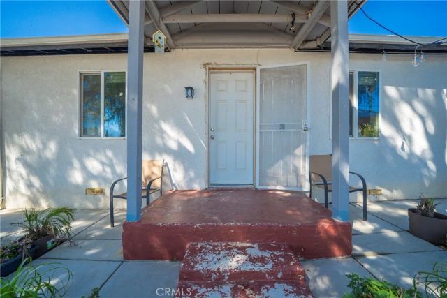 541 N Hargrave St, Banning, CA 92220