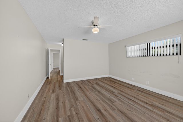 4867 Hawkwood Road, Boynton Beach, FL 33436