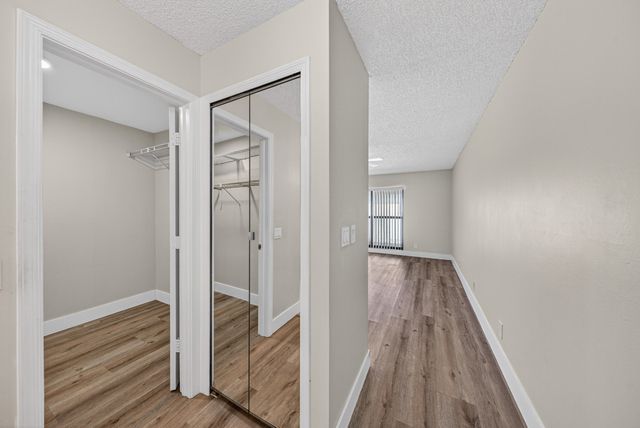 4867 Hawkwood Road, Boynton Beach, FL 33436