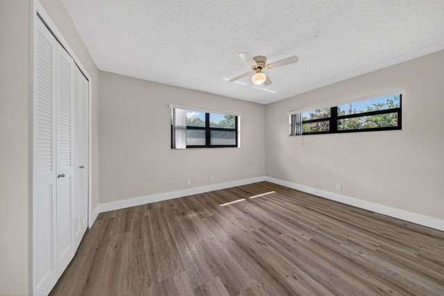 4867 Hawkwood Road, Boynton Beach, FL 33436